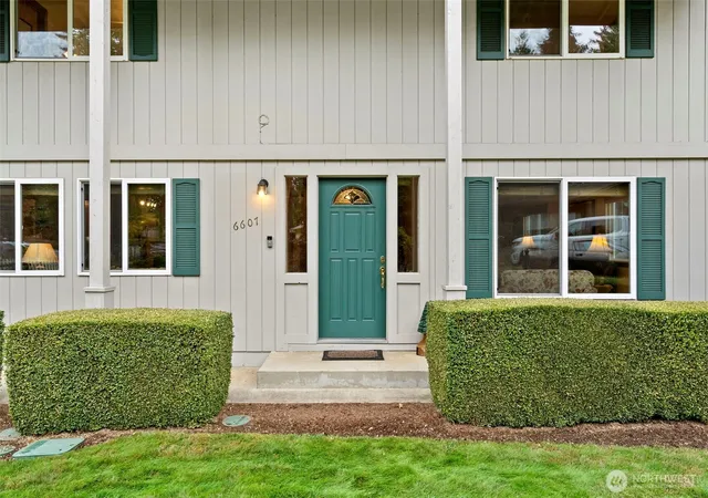 Photo 3 of Single family home for sale at 6607 Foster Dr Sw, Olympia, WA 98512 | MLS# NWM2580634 | Listing updated on 2026-09-30