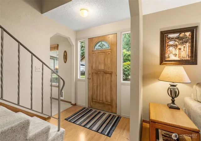 Photo 4 of Single family home for sale at 6607 Foster Dr SW, Olympia, WA 98512 | MLS# NWM2580634 | Listing updated on 2026-09-30