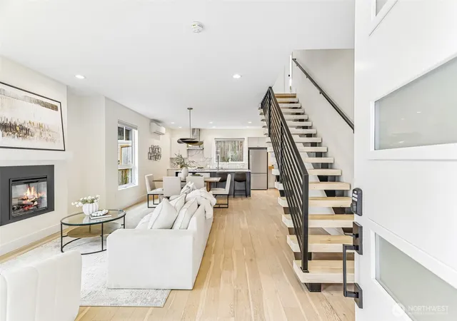 Photo 3 of Sale Pending at 4128 3rd Avenue Nw, Seattle, WA 98107 | MLS# NWM2580635 | Listing updated on 2026-09-30