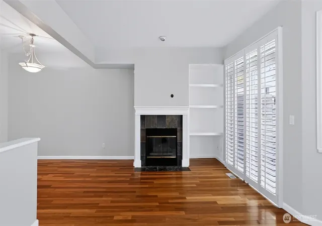 Photo 4 of Townhouse for sale at 2840 139th Avenue SE #30, Bellevue, WA 98005 | MLS# NWM2580668 | Listing updated on 2026-10-02