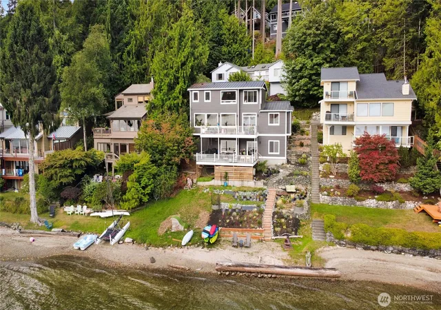 Photo 1 of Single family home for sale at 14 Inlet Cir #A, Bellingham, WA 98229 | MLS# NWM2580675 | Listing updated on 2026-09-30