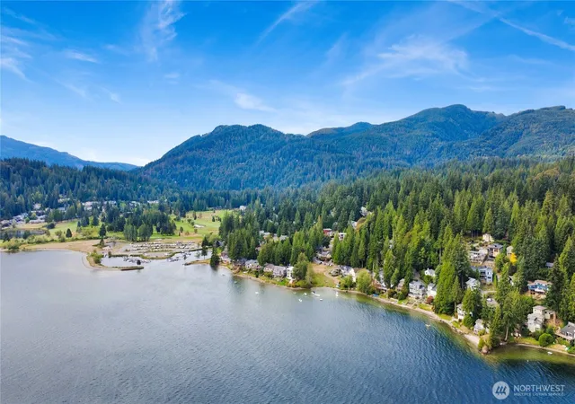 Photo 2 of Single family home for sale at 14 Inlet Cir #A, Bellingham, WA 98229 | MLS# NWM2580675 | Listing updated on 2026-09-30