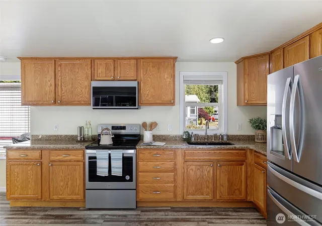 Photo 4 of Manufactured home for sale at 17410 87th Avenue SE #31, Snohomish, WA 98296 | MLS# NWM2580686 | Listing updated on 2026-09-23