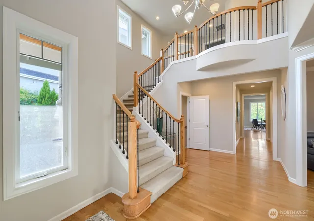 Photo 3 of Single family home for sale at 5537 163rd Court Ne, Redmond, WA 98052 | MLS# NWM2580692 | Listing updated on 2026-10-02