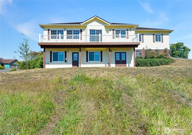 Photo 2 of Single family home for sale at 190 Hemlock St, Montesano, WA 98563 | MLS# NWM2580697 | Listing updated on 2026-09-20