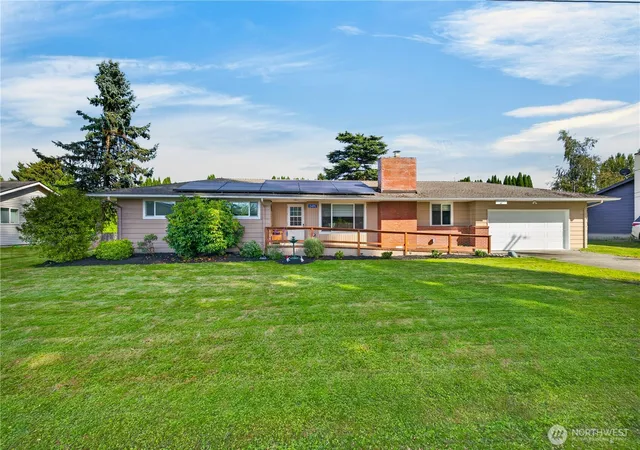 Photo 1 of Single family home for sale at 15495 Cottonwood Ln, Mount Vernon, WA 98273 | MLS# NWM2580698 | Listing updated on 2026-09-28