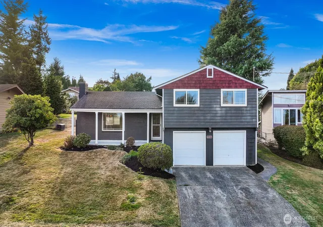 Photo 1 of Single family home for sale at 6087 Beulah Dr, Ferndale, WA 98248 | MLS# NWM2580740 | Listing updated on 2026-10-01