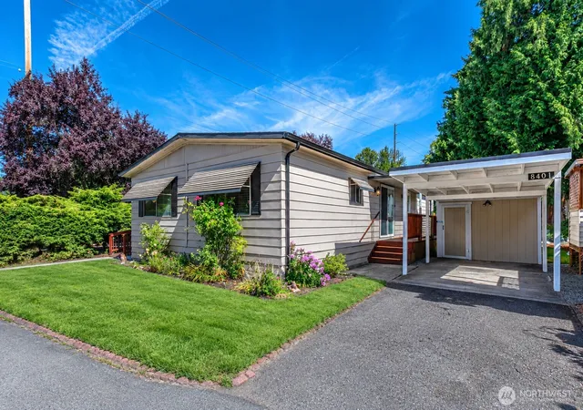 Photo 2 of Contingent at 8401 143rd Avenue Ct E #33, Puyallup, WA 98372 | MLS# NWM2580765 | Listing updated on 2026-09-25