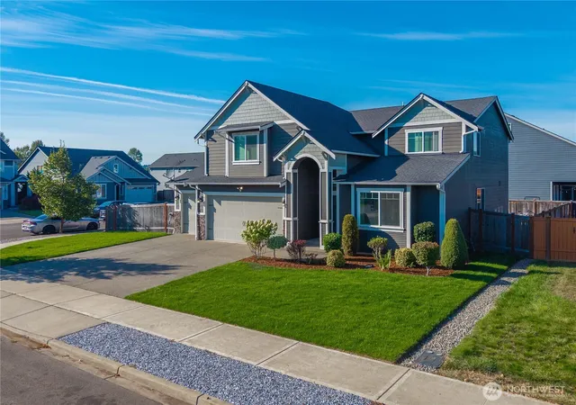 Photo 2 of Single family home for sale at 415 Buell St Sw, Orting, WA 98360 | MLS# NWM2580766 | Listing updated on 2026-10-01
