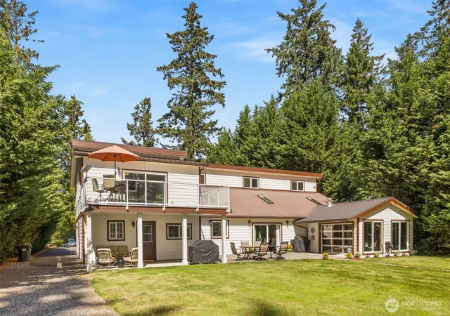 Photo 3 of Sale Pending at 30230 152nd Avenue SE, Kent, WA 98042 | MLS# NWM2580774 | Listing updated on 2026-09-27