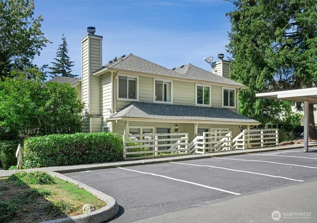 Photo 1 of Townhouse for sale at 12737 Ne 132nd Street, Kirkland, WA 98034 | MLS# NWM2580776 | Listing updated on 2026-09-28