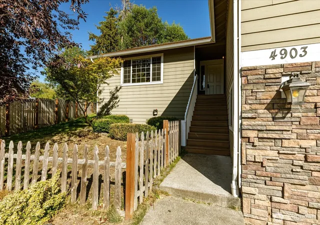 Photo 3 of Single family home for sale at 4903 Reindeer Rd, Freeland, WA 98249 | MLS# NWM2580786 | Listing updated on 2026-09-25