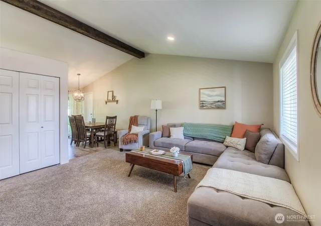Photo 4 of Sale Pending at 500 S Perry Ct, Kennewick, WA 99336 | MLS# NWM2580793 | Listing updated on 2026-09-21