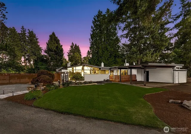 Photo 1 of Single family home for sale at 25657 Marine View Dr S, Des Moines, WA 98198 | MLS# NWM2580805 | Listing updated on 2026-10-01