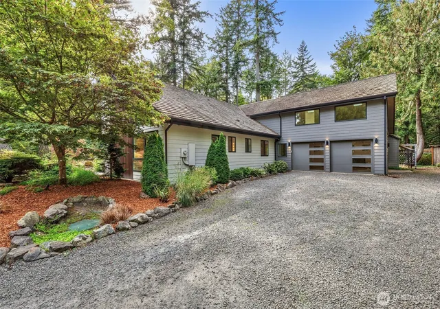 Photo 2 of Single family home for sale at 16455 Agate Point Rd Ne, Bainbridge Island, WA 98110 | MLS# NWM2580806 | Listing updated on 2026-09-30