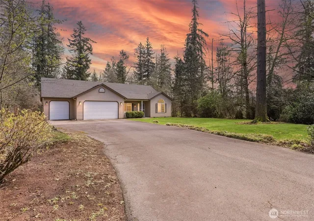 Photo 2 of Single family home for sale at 18403 Ne 269th Circle, Battle Ground, WA 98604 | MLS# NWM2580837 | Listing updated on 2026-09-24