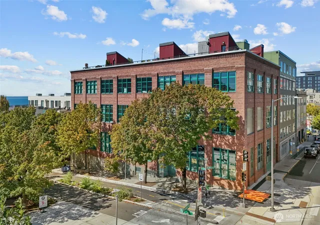 Photo 1 of Condo for sale at 66 Bell St #4, Seattle, WA 98121 | MLS# NWM2580841 | Listing updated on 2026-09-25