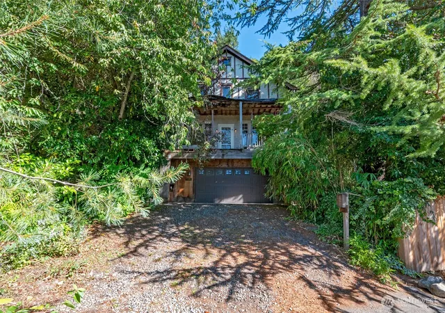 Photo 1 of Sale Pending at 4810 54th Avenue Sw, Seattle, WA 98116 | MLS# NWM2580868 | Listing updated on 2026-09-20