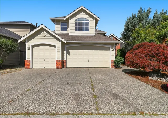 Photo 1 of Single family home for sale at 24312 Main Dr, Sammamish, WA 98074 | MLS# NWM2580874 | Listing updated on 2026-09-30