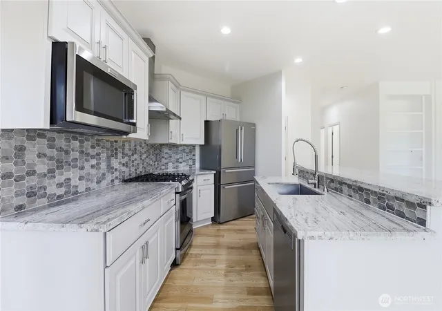 Photo 2 of Single family home for sale at 24312 Main Dr, Sammamish, WA 98074 | MLS# NWM2580874 | Listing updated on 2026-09-30