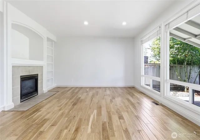 Photo 3 of Single family home for sale at 24312 Main Dr, Sammamish, WA 98074 | MLS# NWM2580874 | Listing updated on 2026-09-30