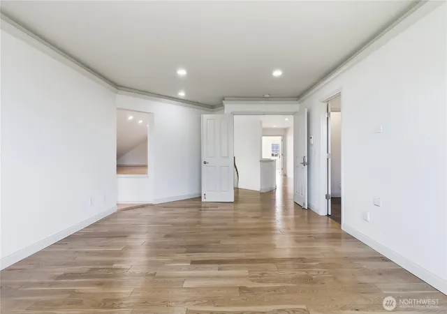 Photo 3 of Single family home for sale at 24312 Main Dr, Sammamish, WA 98074 | MLS# NWM2580874 | Listing updated on 2026-09-30
