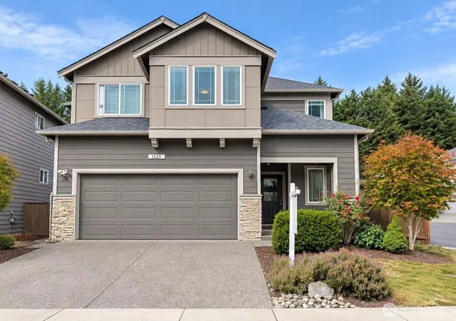 Photo 1 of Single family home for sale at 1129 150th Street Sw, Lynnwood, WA 98087 | MLS# NWM2580875 | Listing updated on 2026-09-17