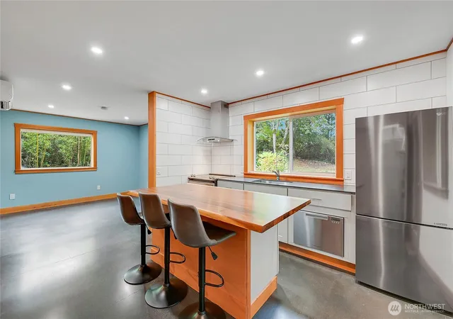Photo 3 of Single family home for sale at 1697 E Marrowstone, Nordland, WA 98358 | MLS# NWM2580897 | Listing updated on 2026-10-01