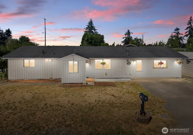 Photo 2 of Single family home for sale at 9304 55th Avenue Ne, Marysville, WA 98270 | MLS# NWM2580898 | Listing updated on 2026-10-03
