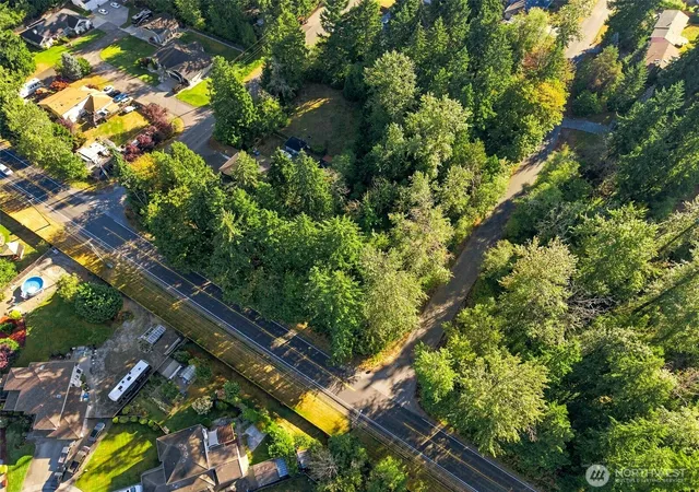 Photo 3 of Sale Pending at 11515 Shaw Rd E, Puyallup, WA 98374 | MLS# NWM2580915 | Listing updated on 2026-09-19