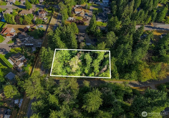 Photo 4 of Sale Pending at 11515 Shaw Rd E, Puyallup, WA 98374 | MLS# NWM2580915 | Listing updated on 2026-09-19