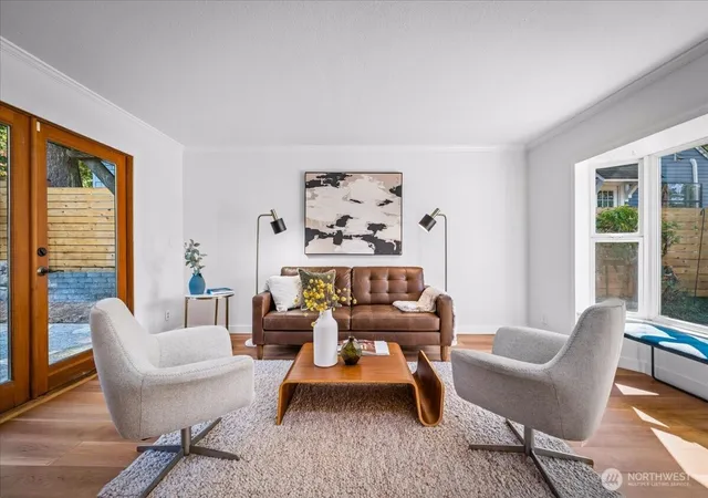 Photo 4 of Single family home for sale at 14346 Interlake Ave N, Seattle, WA 98133 | MLS# NWM2580924 | Listing updated on 2026-09-25