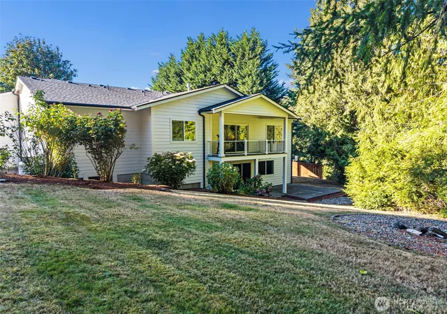 Photo 2 of Single family home for sale at 9554 Phillips Rd Se, Port Orchard, WA 98367 | MLS# NWM2580927 | Listing updated on 2026-10-09