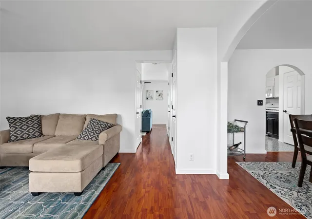 Photo 4 of Sale Pending at 1598 SW Victory St, Oak Harbor, WA 98277 | MLS# NWM2580935 | Listing updated on 2026-09-29