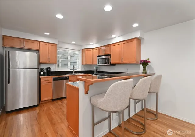 Photo 4 of Townhouse for sale at 8509 Midvale Ave N #C, Seattle, WA 98103 | MLS# NWM2580943 | Listing updated on 2026-09-30