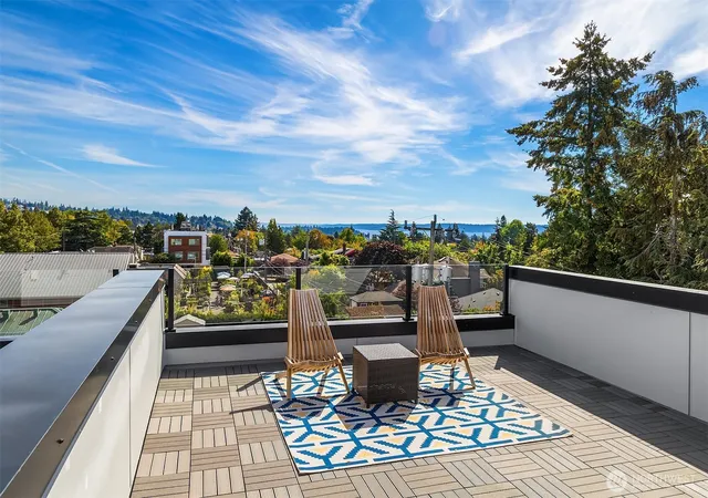 Townhouse for sale at 5253 California Ave SW #F, Seattle, WA 98136 | MLS# NWM2580944