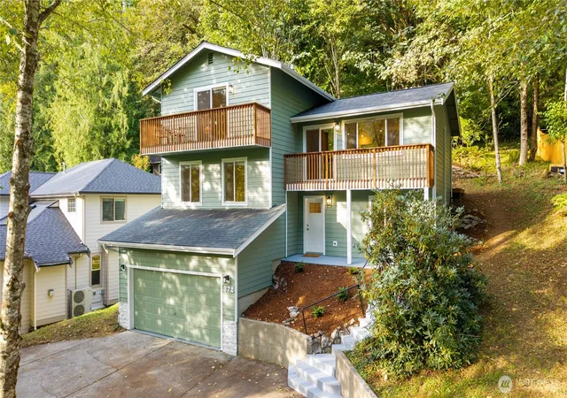 Photo 1 of Single family home for sale at 372 Sudden Valley Dr, Bellingham, WA 98229 | MLS# NWM2580946 | Listing updated on 2026-10-01