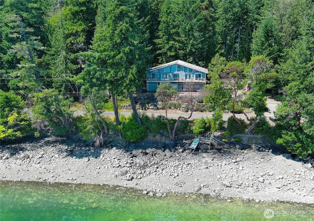 Photo 1 of Single family home for sale at 400 Seal Rock Rd, Brinnon, WA 98320 | MLS# NWM2580970 | Listing updated on 2026-09-25