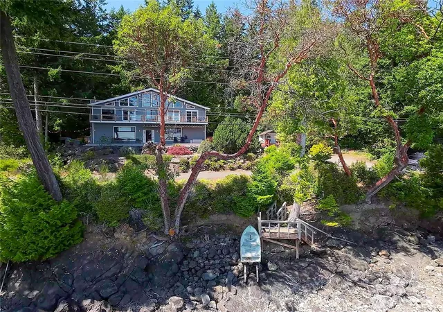 Photo 2 of Single family home for sale at 400 Seal Rock Rd, Brinnon, WA 98320 | MLS# NWM2580970 | Listing updated on 2026-09-25