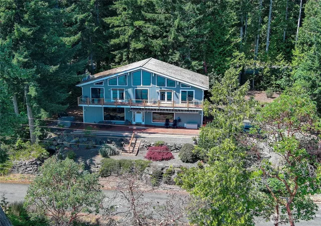 Photo 4 of Single family home for sale at 400 Seal Rock Rd, Brinnon, WA 98320 | MLS# NWM2580970 | Listing updated on 2026-09-25