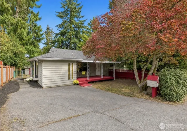 Photo 2 of Single family home for sale at 7815 227th Place Sw, Edmonds, WA 98026 | MLS# NWM2580975 | Listing updated on 2026-10-09