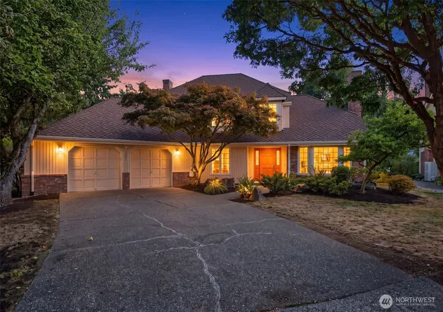 Photo 1 of Sale Pending at 10831 56th Place W, Mukilteo, WA 98275 | MLS# NWM2580980 | Listing updated on 2026-10-01