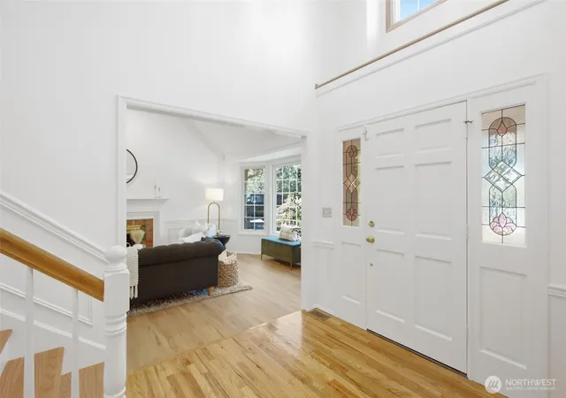 Photo 3 of Sale Pending at 10831 56th Place W, Mukilteo, WA 98275 | MLS# NWM2580980 | Listing updated on 2026-10-01