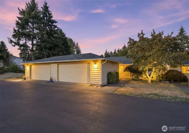 Photo 1 of Sale Pending at 24912 110th Place Se #4B, Kent, WA 98030 | MLS# NWM2580995 | Listing updated on 2026-09-24