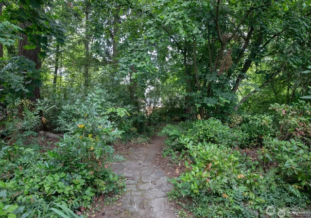 Photo 4 of Land for sale at 1111 1st Avenue NE, Seattle, WA 98125 | MLS# NWM2581011 | Listing updated on 2026-09-25