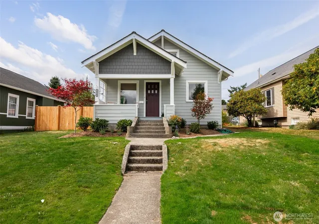 Photo 1 of Pending - Backup Offer Requested at 2018 Oakes Ave, Everett, WA 98201 | MLS# NWM2581020 | Listing updated on 2026-09-19