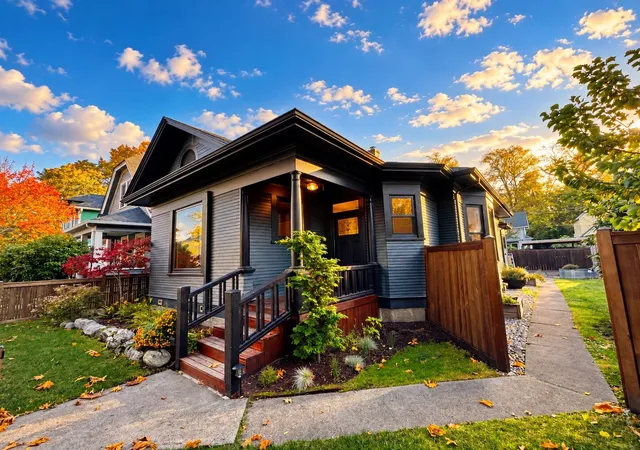 Photo 3 of Single family home for sale at 2220 Utter St, Bellingham, WA 98225 | MLS# NWM2581022 | Listing updated on 2026-10-26