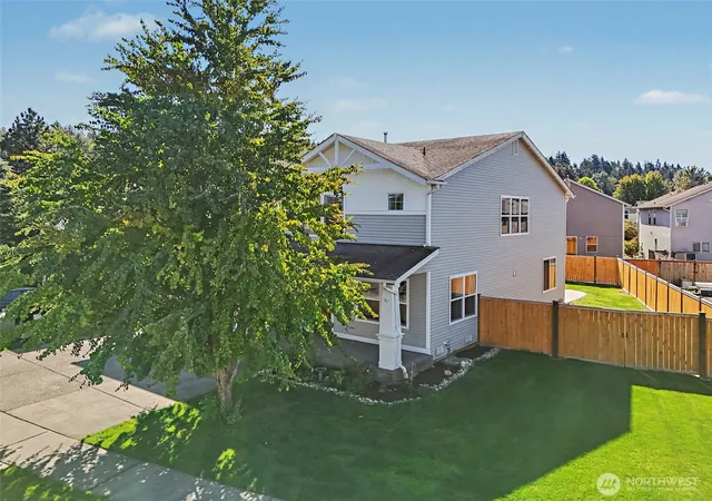 Photo 3 of Single family home for sale at 9518 186th Street Ct E, Puyallup, WA 98375 | MLS# NWM2581027 | Listing updated on 2026-10-01