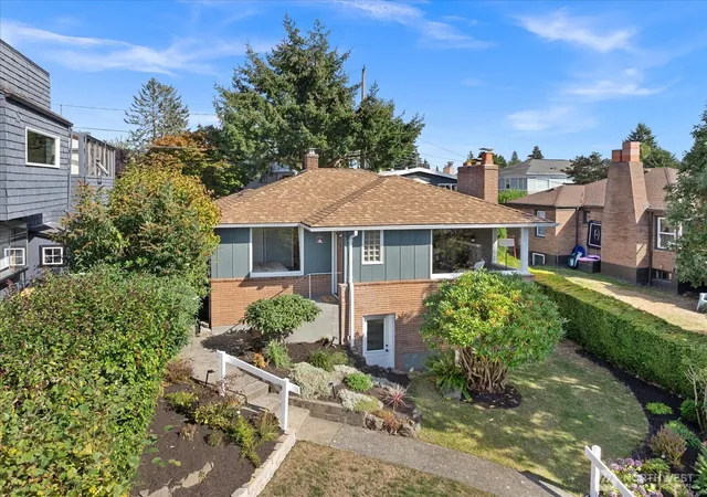Photo 2 of Sale Pending at 8438 41st Avenue Sw, Seattle, WA 98136 | MLS# NWM2581033 | Listing updated on 2026-09-24