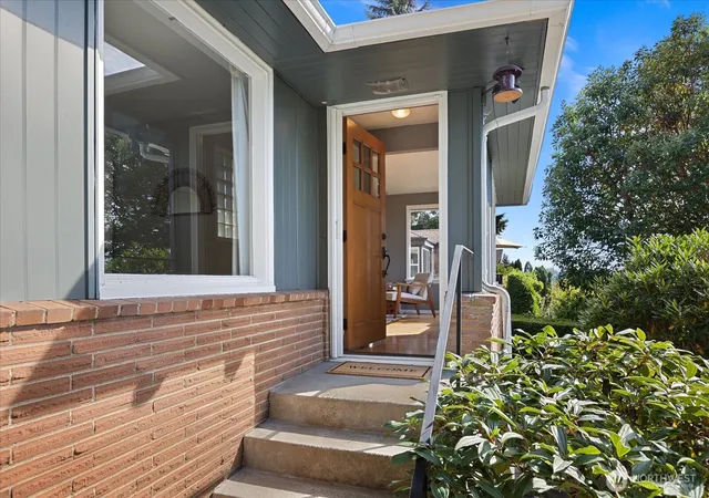 Photo 3 of Sale Pending at 8438 41st Avenue Sw, Seattle, WA 98136 | MLS# NWM2581033 | Listing updated on 2026-09-24